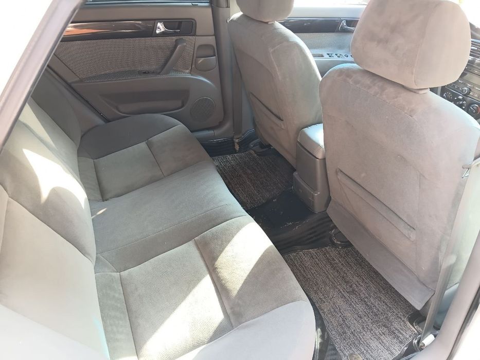 lasseti   1.8  2012 yil.  Sotiladi  mexanika