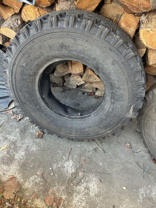 Гуми за уаз неизползвани