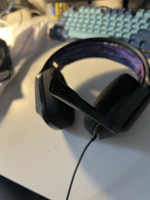 Наушники Logitech G335