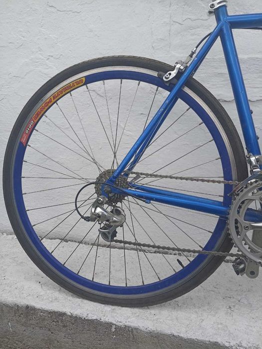 Спортивный трековый велосипед