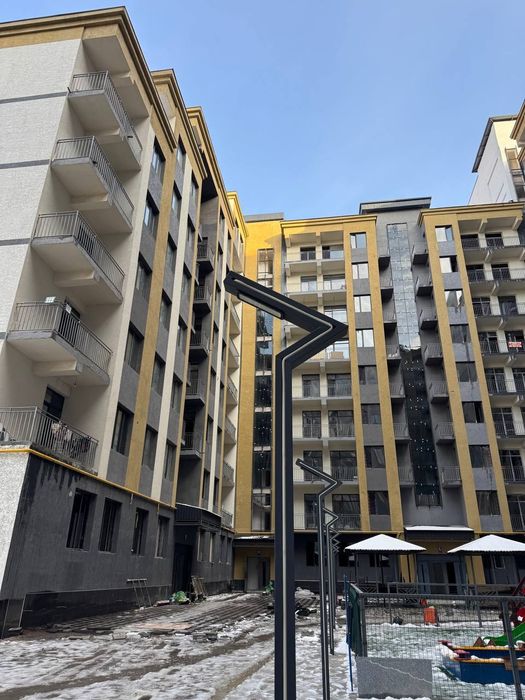 Срочно сотилади 2 хонали квартира (новостройка, Алгоритм, 31