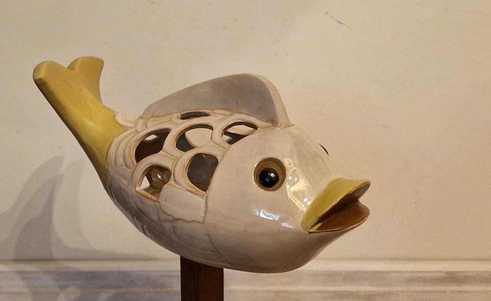 Голяма винтидж керамика, 1970г– декоративна риба, свещник.