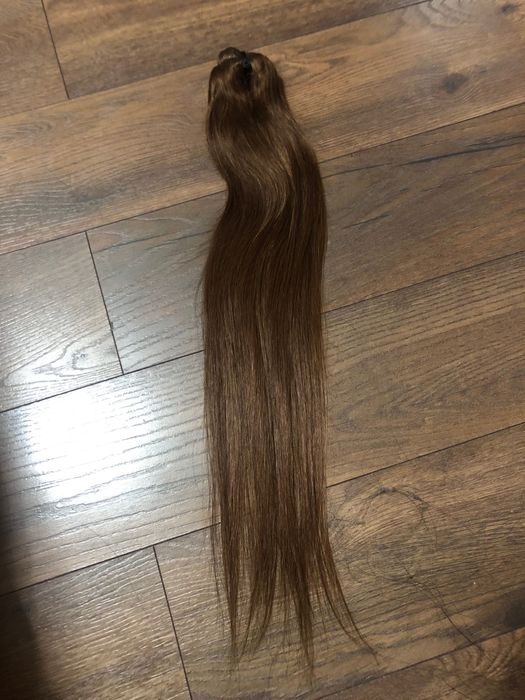 Естествена кафява коса