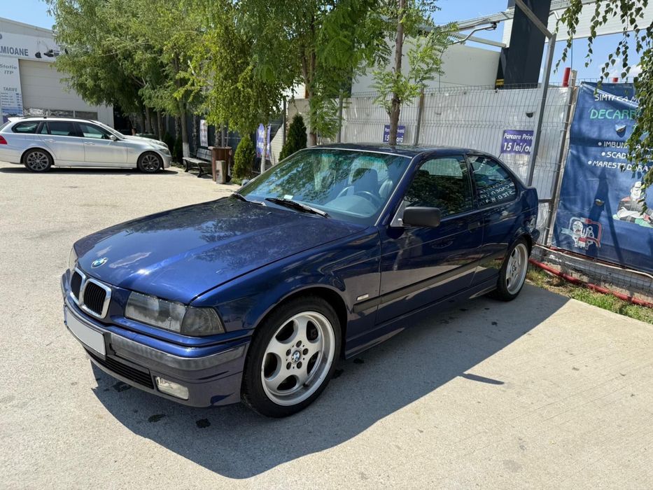 BMW E36 Compact 323ti automat