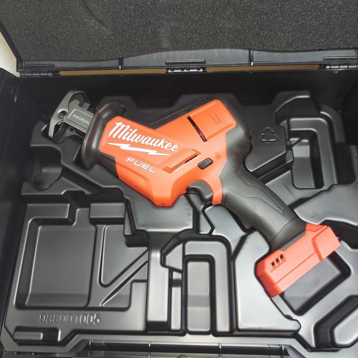 Акумулаторен саблен трион Milwaukee M18 FHZ-0X