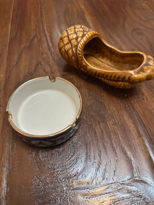 Пепельницы по 20 000 за шт