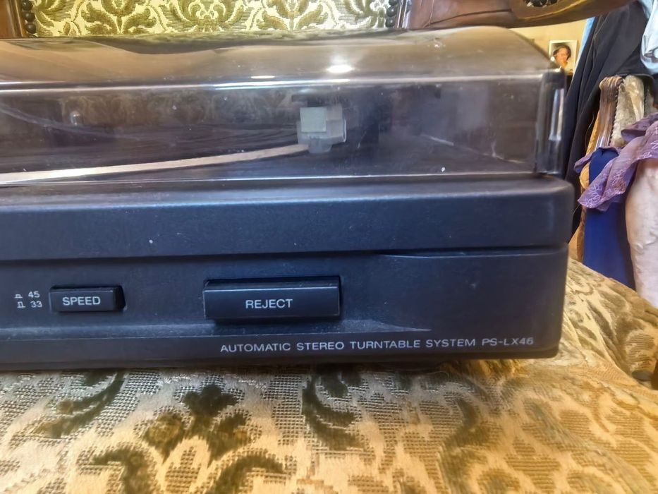 Грамофон Sony модел PS-LX46