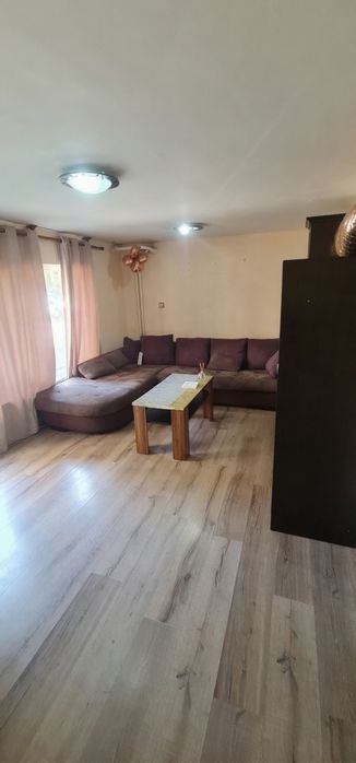 Двустаен апартамент на бул. Васил Априлов