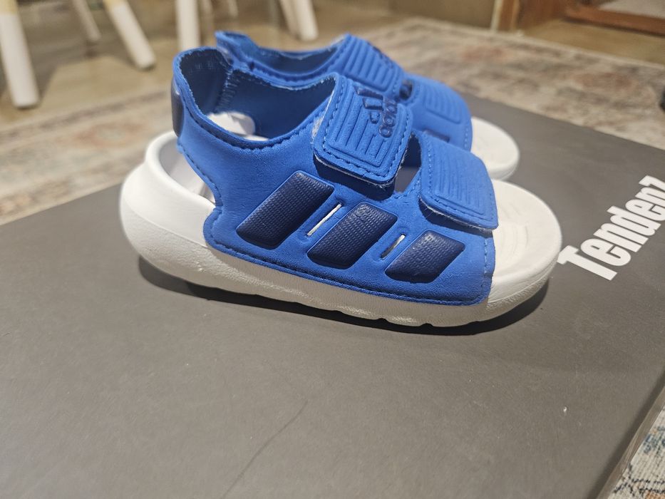 Детски сандали Adidas