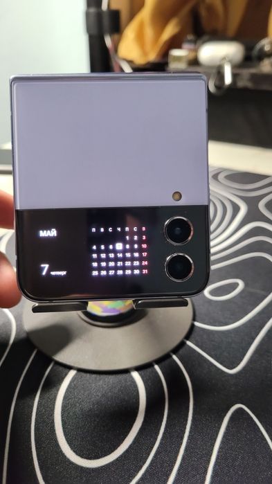 Samsung z flip 4