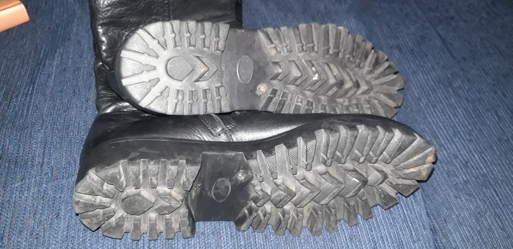 Cizme lungi  din piele