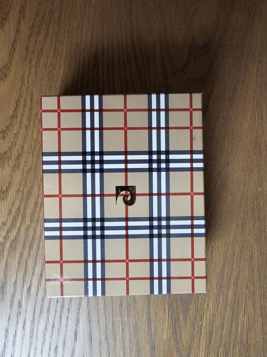 Мъжки портфейл с кутия