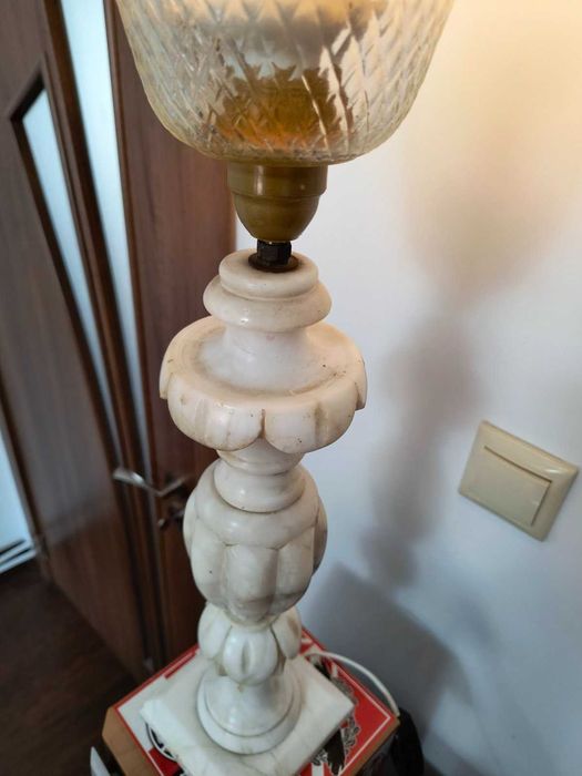 Мраморна лампа 57см