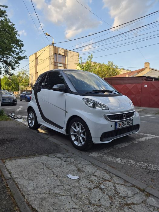 Vand smart fortwo,an fabricatie 2014,km putini!!!