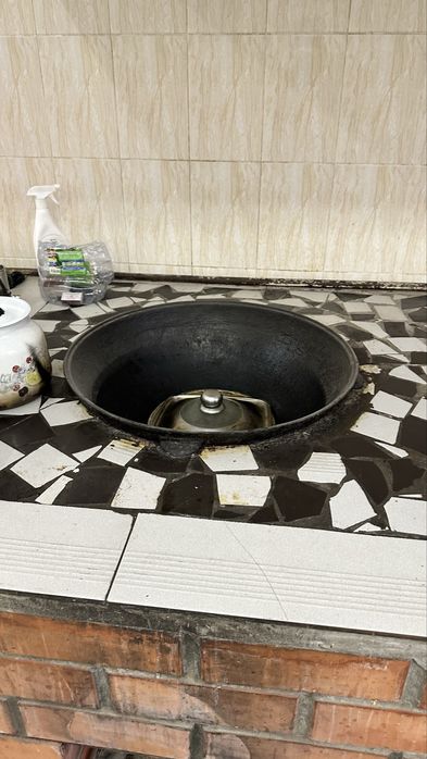 Chgunniy qozon sotiladi