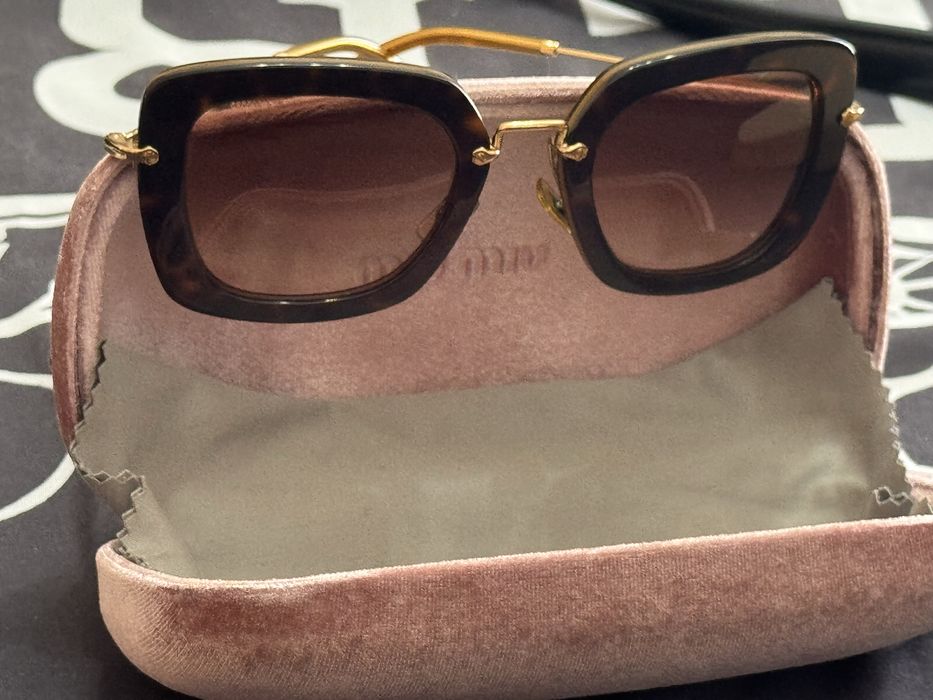 Дамски слънчеви очила