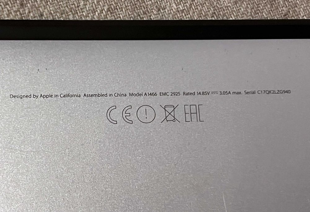 MacBook Air 13 A1466 EMC 2925 defect fara incarcator original