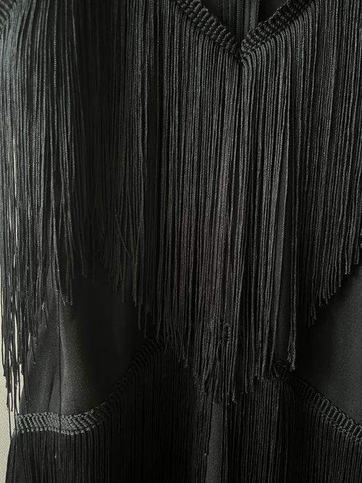 Малка черна рокля SHEIN с ресни