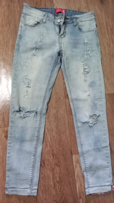 Продам женские джинсы Zara