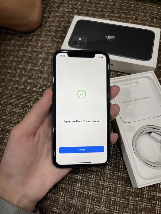 Продам Айфон 11 64gb 100%