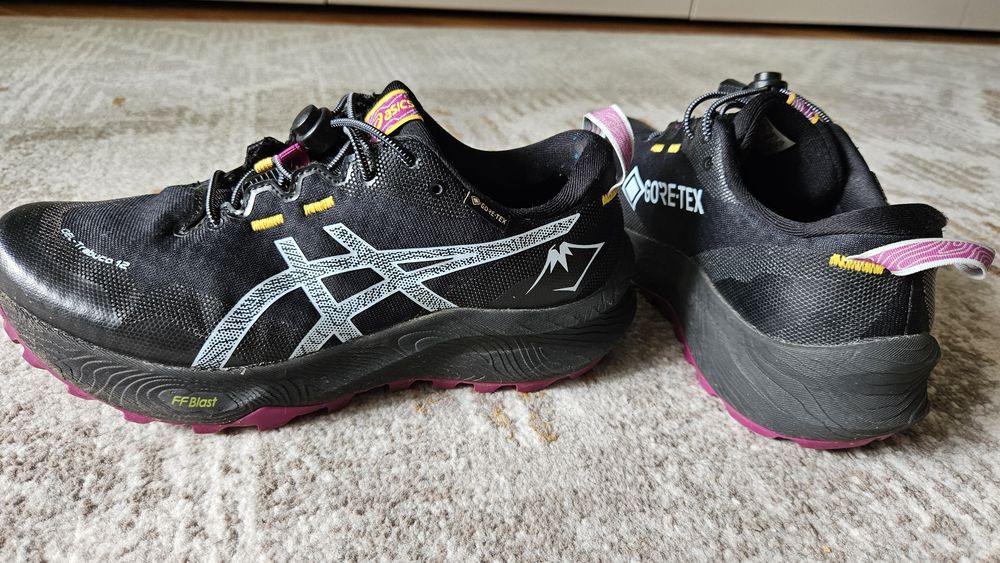 Adidasi de alergare / trail Asics Gel Trabuco 12 / Femei/ Dama