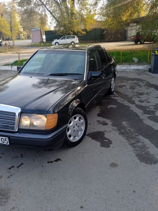 Продам мерседес 124