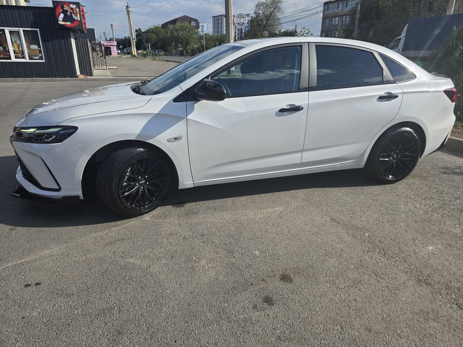 Срочно продам диски с резиной в комлекте