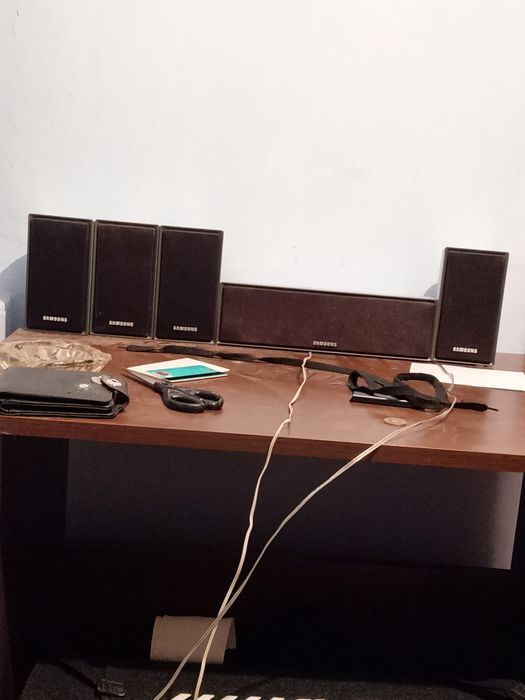 Sistem cu boxe este că nou