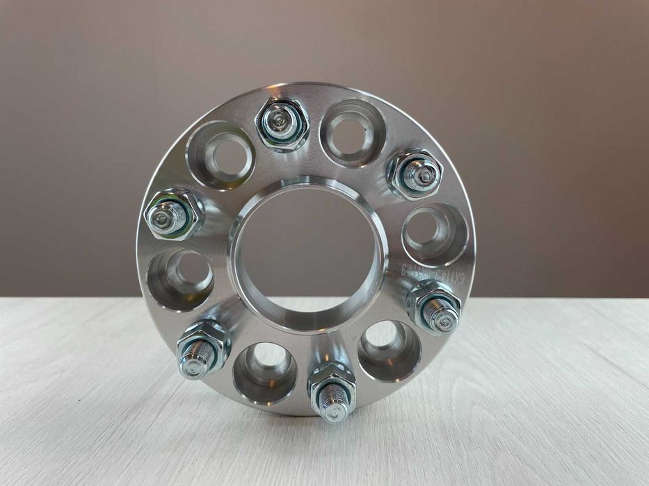 Flanse distantiere 30mm 6×114.3 M12X1,25 mm CB 66,1 + inel de centrare