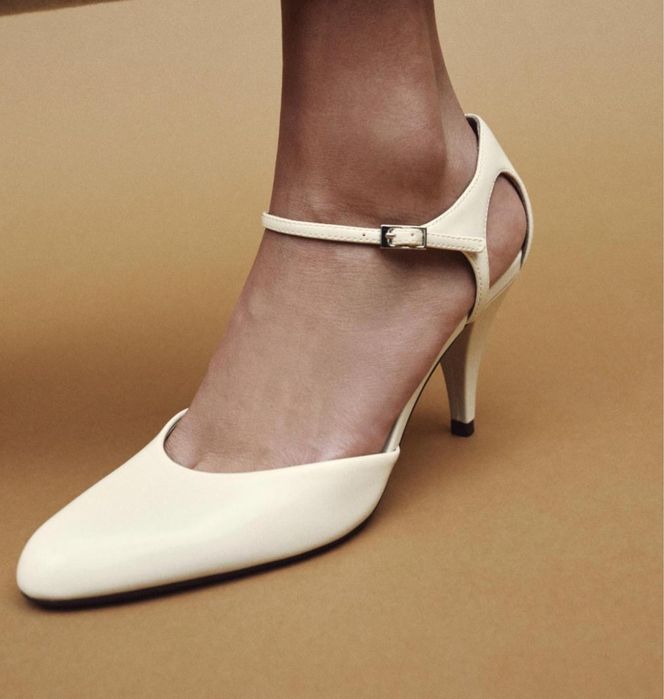 Туфли бежевые, новые