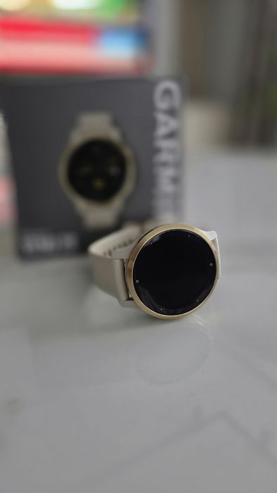 Garmin Venu 2S – Rose Gold & Light Sand