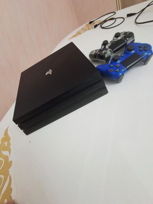 Плейстейшен 4 про 1 тб