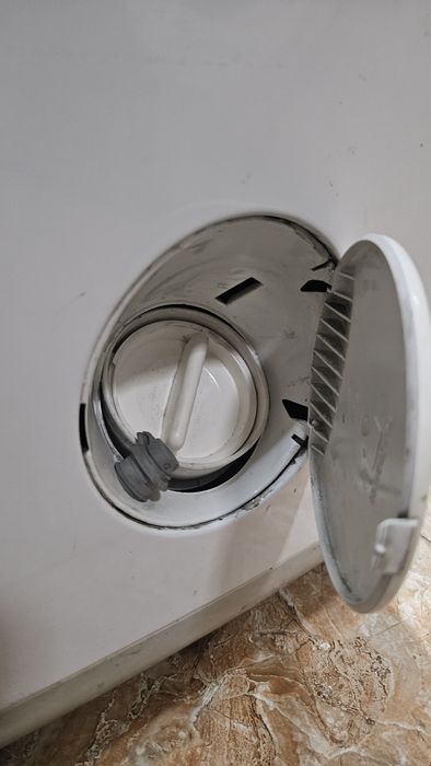 Продаю свою стиральную машину автомат HANSA
Б/у