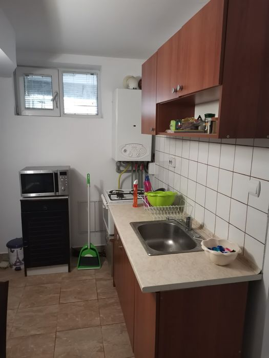 Дава се под наем Едностаен апартамент в Разград, Варош - 38 кв.м за 204 € - Снимка #3