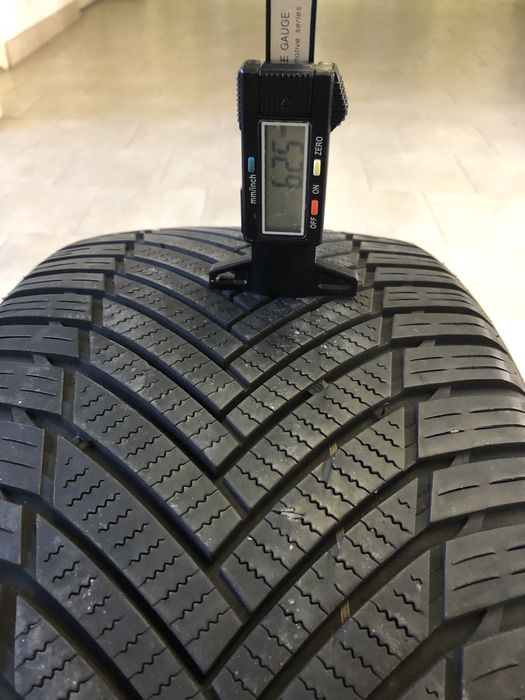 Всесезонна гума 225 40 18 Imperial 1бр