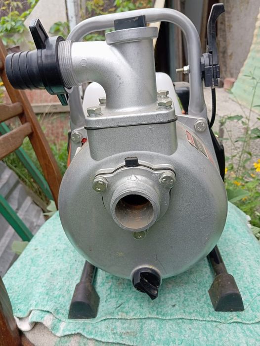 Насос (бензонасос, мотопомпа) для полива