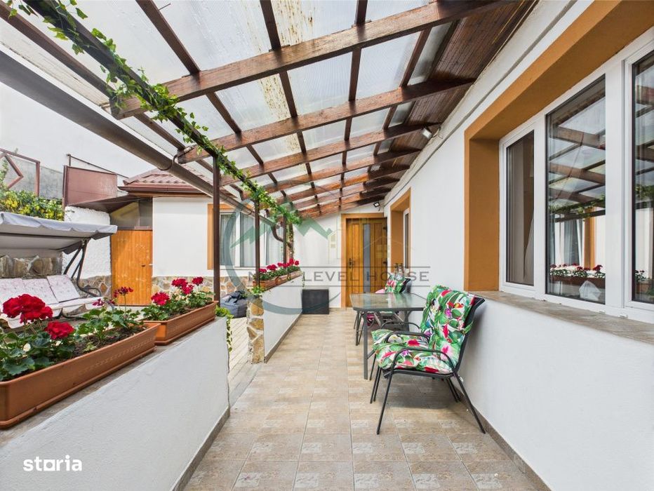 Casa Brasov Schei | individuala | Piata Unirii | Garaj