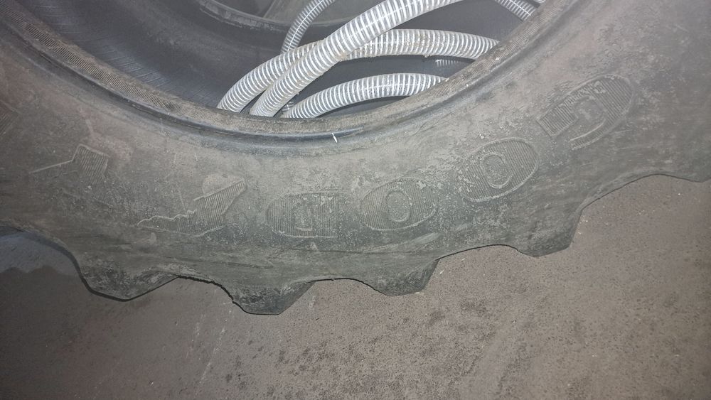 Продам шины от БЮЛЛЕРА