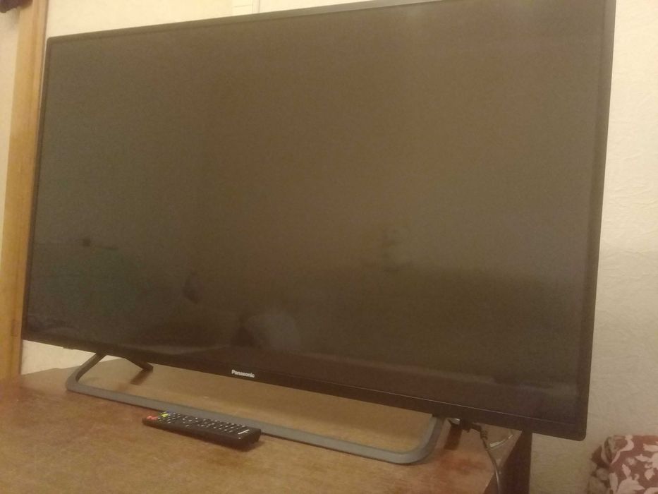 продам телевизор