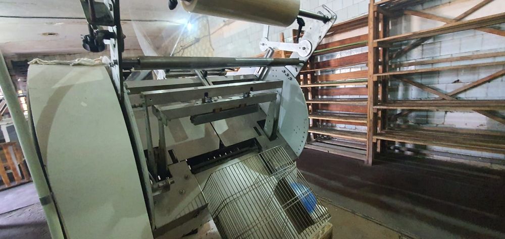 Упаковочная машина LORAPACK