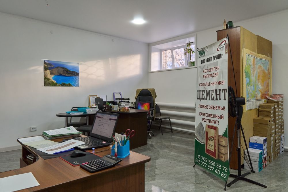 Продаётся двух этажное здание