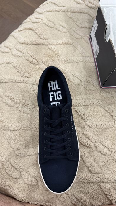 Кеды от Tommy Hilfiger