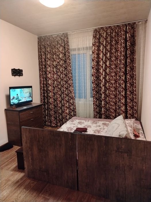 Продается большая 4-х комнатная квартира в Янгиюле (Гульбахор).