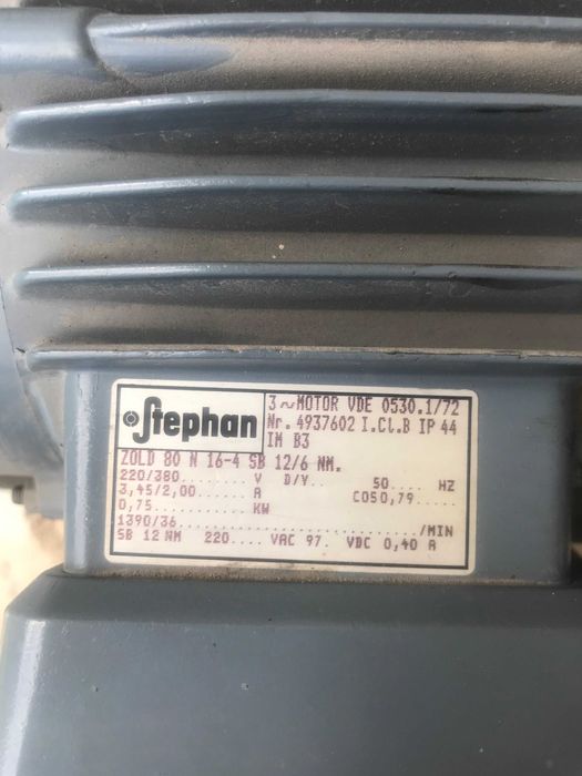 Электродвигатель на транспорт