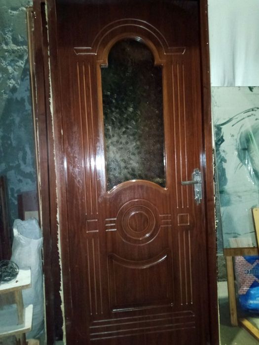 4 ta eshik komplekt yong'oq shipon sotiladi