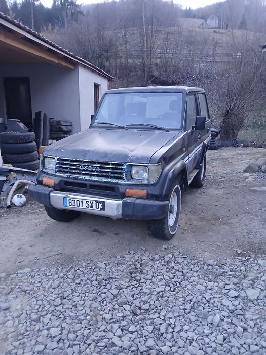 Vând piese Toyota  2.4 și 3.0