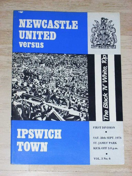 Нюкасъл Юнайтед оригинални футболни програми 1974 Ипсуич Лестър Стоук