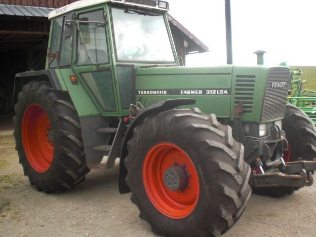 Piese tractor Fendt 312 din dezmembrari Case Ih