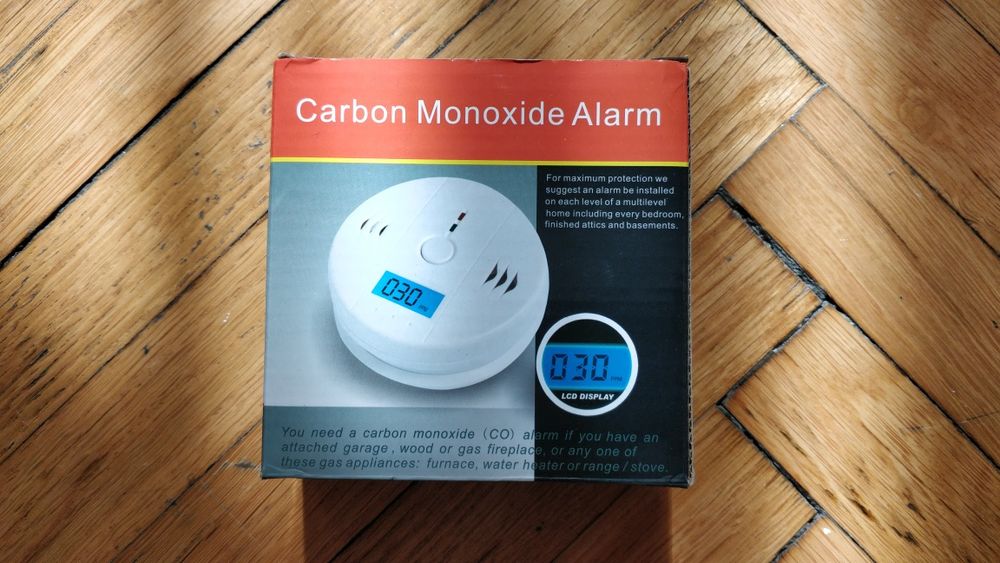 Detector monoxid de carbon cu alarma