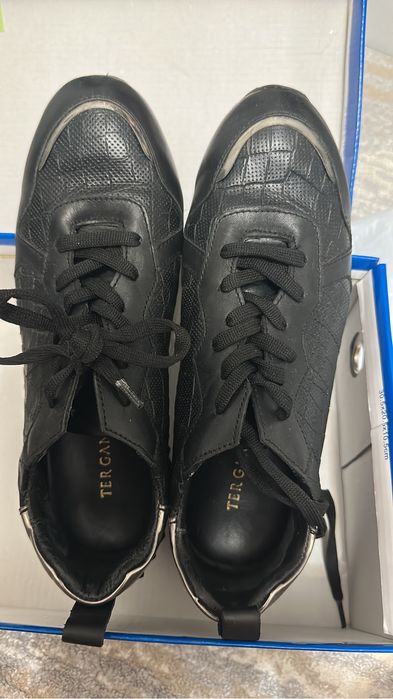 Кожаные кроссы, 37 размер